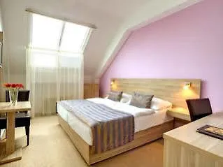 Hotel Meda Of Museum Kampa Prague