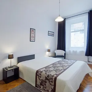  Apartmán Modern Skolska 20