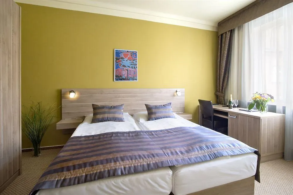 Hotel Meda Of Museum Kampa Prague
