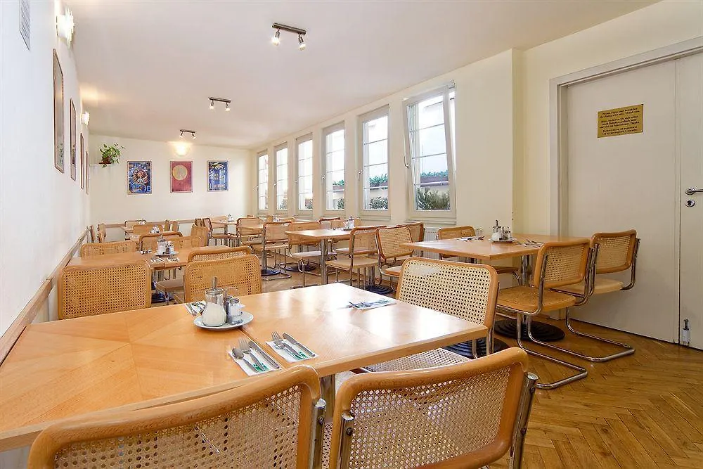 Hotel Meda Of Museum Kampa Prague
