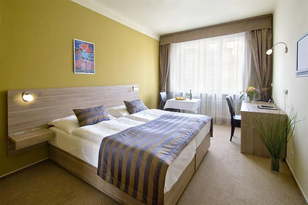 Hotel Meda Of Museum Kampa Prague